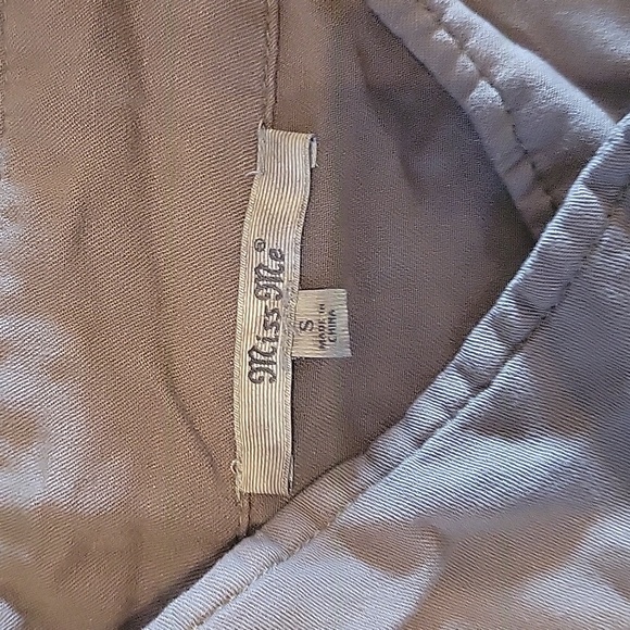 Miss Me Olive Green Long Sleeved Top Size Small Button Up - Picture 4 of 6